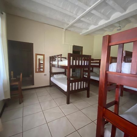 Готель Befox Adventure La Fortuna Екстер'єр фото